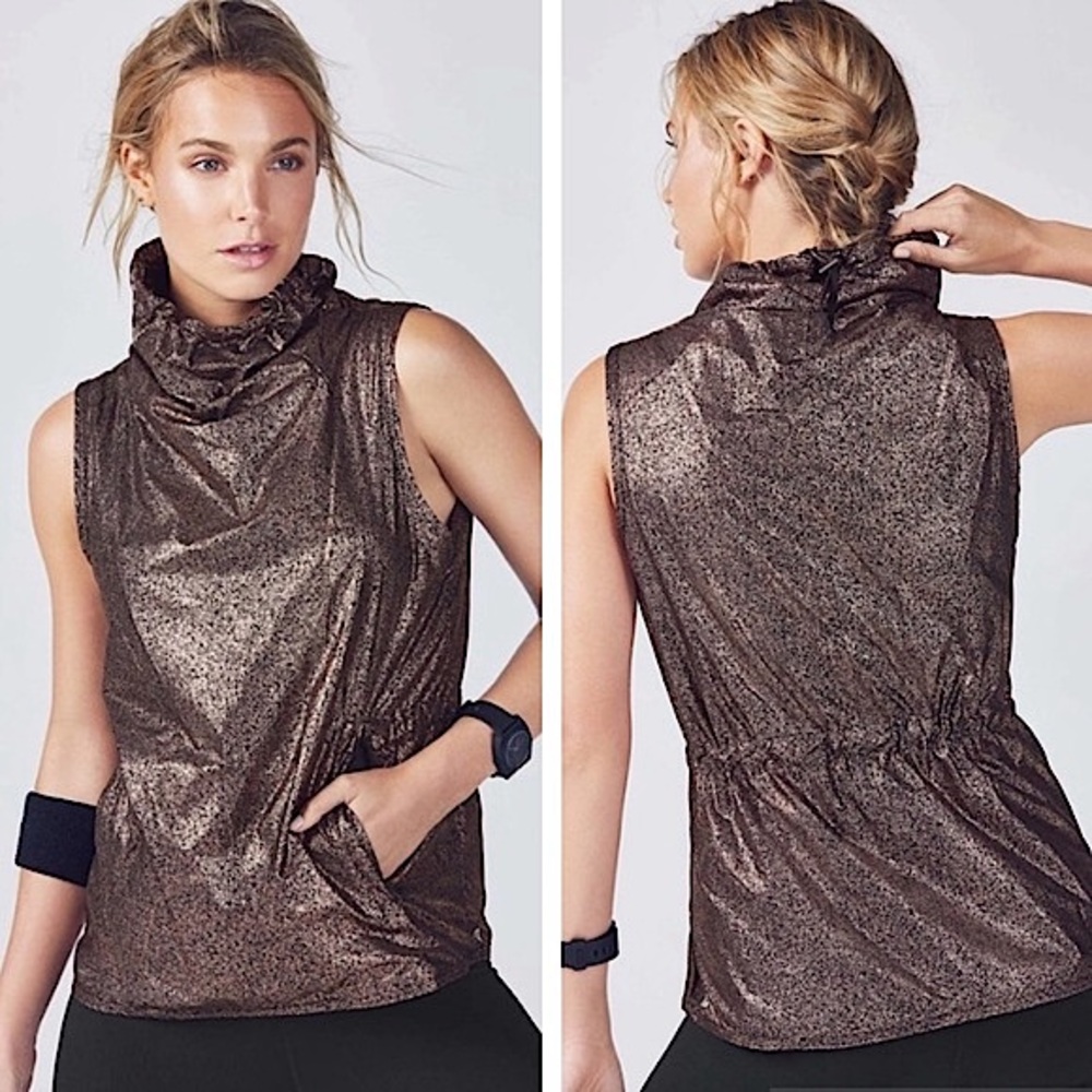 NWOT FABLETICS Liora black rosegold pullover high neck vest MED new without tags